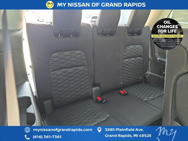 2023 Nissan Pathfinder SV 4WD