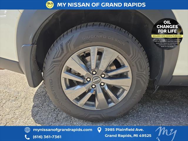 2023 Nissan Pathfinder SV 4WD