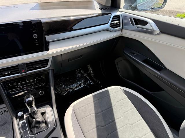 2026 Volkswagen Taos SE
