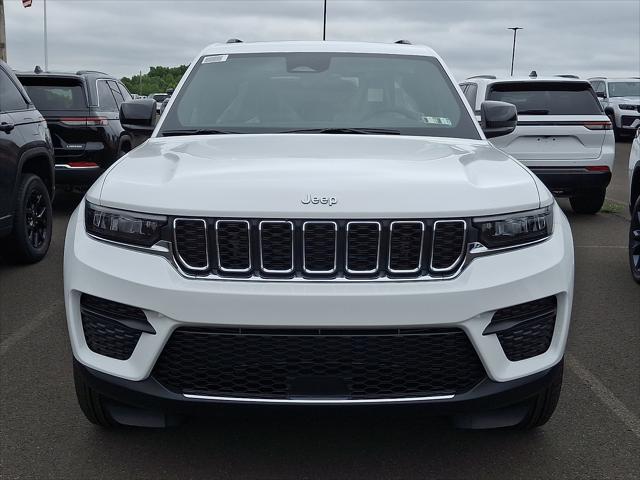 2026 Jeep Grand Cherokee GRAND CHEROKEE LAREDO X 4X4 2026 Jeep Grand Cherokee GRAND CHEROKEE LAREDO X 4X4