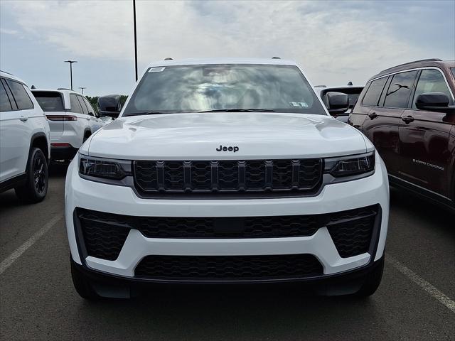 2026 Jeep Grand Cherokee GRAND CHEROKEE LAREDO ALTITUDE 4X4 2026 Jeep Grand Cherokee GRAND CHEROKEE LAREDO ALTITUDE 4X4