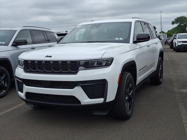 2026 Jeep Grand Cherokee GRAND CHEROKEE LAREDO ALTITUDE 4X4 2026 Jeep Grand Cherokee GRAND CHEROKEE LAREDO ALTITUDE 4X4