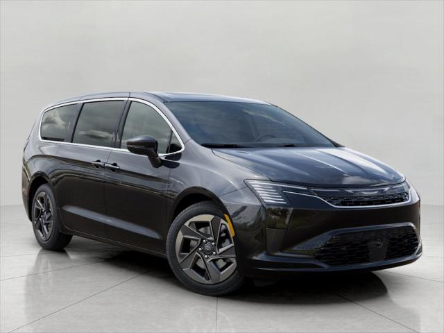 2027 Chrysler Pacifica PACIFICA LIMITED AWD