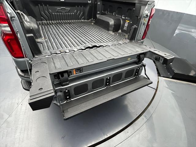 2025 Chevrolet Silverado 1500 2WD Crew Cab Short Bed LTZ