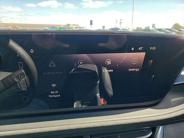 2026 Buick NV Preferred FWD