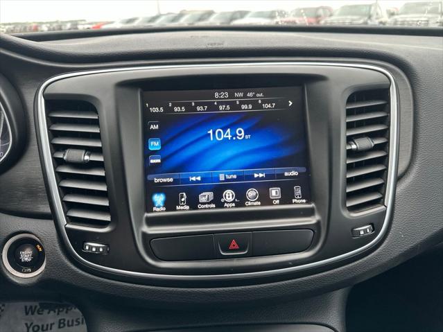 2017 Chrysler 200 Limited Platinum