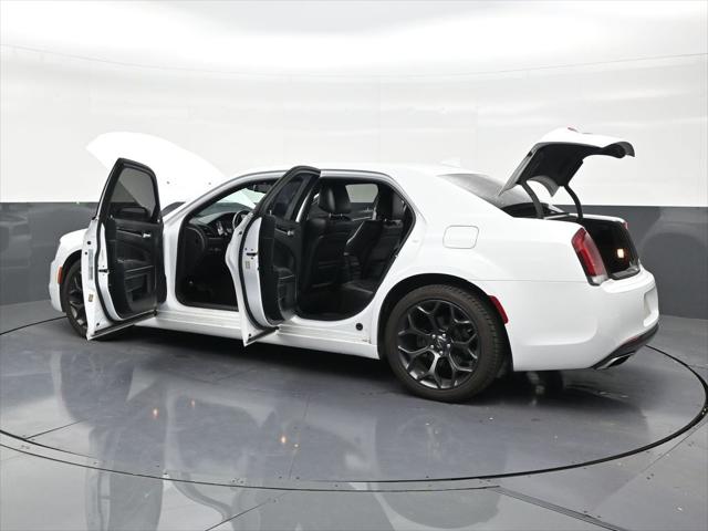 2020 Chrysler 300 300S