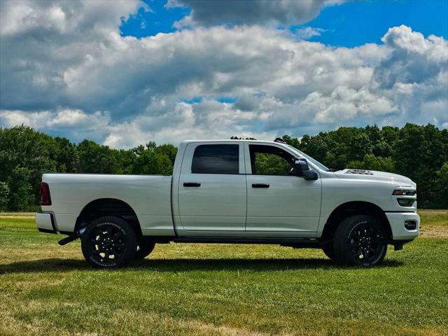 2026 RAM 2500 RAM 2500 BLACK EXPRESS CREW CAB 4X4 64 BOX 2026 RAM 2500 RAM 2500 BLACK EXPRESS CREW CAB 4X4 64 BOX