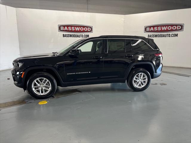 2026 Jeep Grand Cherokee GRAND CHEROKEE LAREDO X 4X2