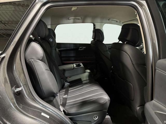 2025 Genesis GV80 2.5T Standard AWD