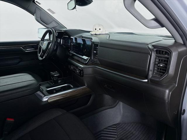 Used 2024 Chevrolet Silverado 1500 4WD Crew Cab Short Bed LT For Sale in Olive Branch, MS