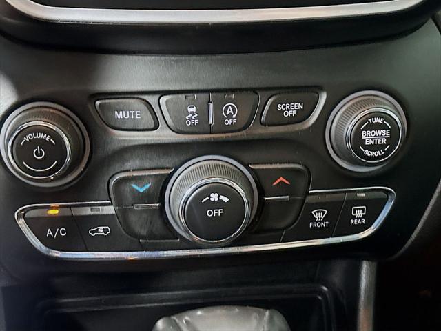 Used 2019 Jeep Cherokee Latitude Plus FWD For Sale in OLIVE BRANCH, MS
