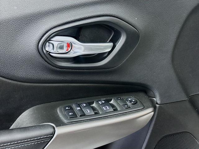 Used 2019 Jeep Cherokee Latitude Plus FWD For Sale in OLIVE BRANCH, MS