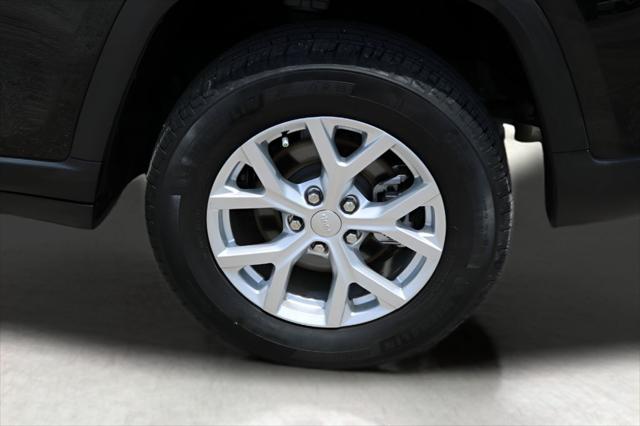 2023 Jeep Grand Cherokee Limited 4x2