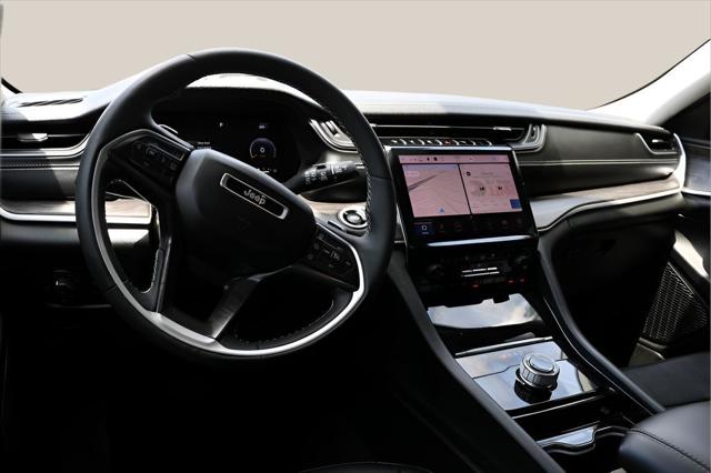 2023 Jeep Grand Cherokee Limited 4x2