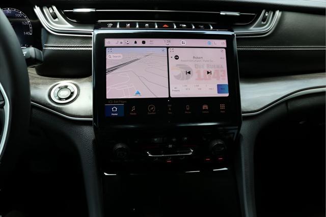 2023 Jeep Grand Cherokee Limited 4x2