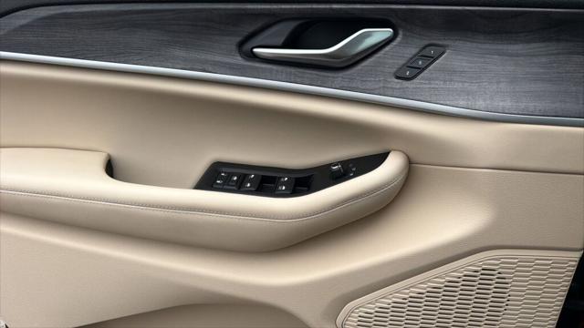 2023 Jeep Grand Cherokee Limited 4x2