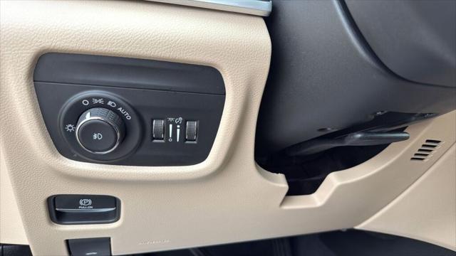 2023 Jeep Grand Cherokee Limited 4x2