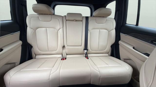 2023 Jeep Grand Cherokee Limited 4x2