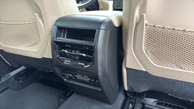 2023 Jeep Grand Cherokee Limited 4x2
