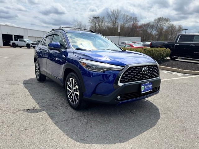 2024 Toyota Corolla Cross XLE