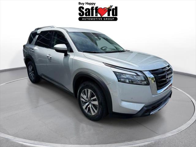 2025 Nissan Pathfinder SL 4WD
