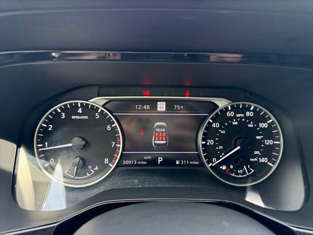 2025 Nissan Pathfinder SL 4WD