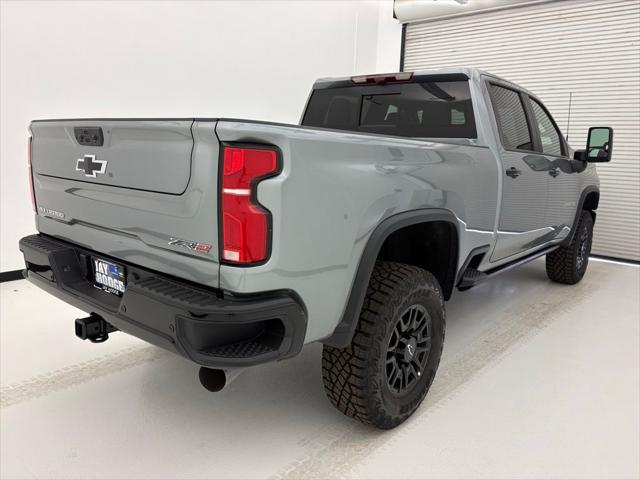 2026 Chevrolet Silverado 2500HD Crew Cab, Standard Bed, XR2, 4WD