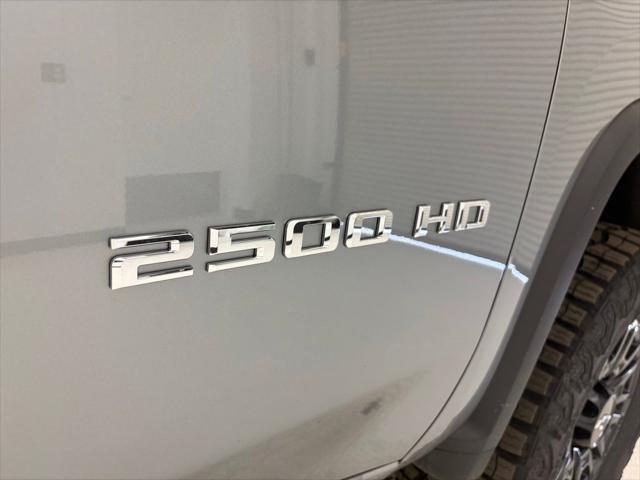 2026 Chevrolet Silverado 2500HD Crew Cab, Standard Bed, XR2, 4WD