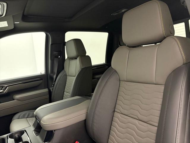 2026 Chevrolet Silverado 2500HD Crew Cab, Standard Bed, XR2, 4WD