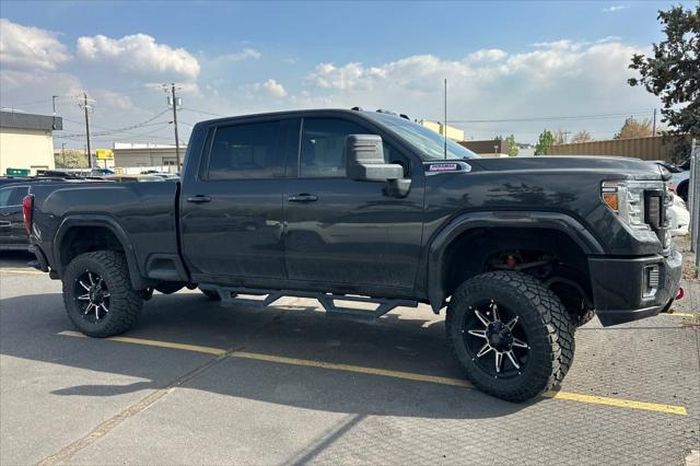 2020 GMC Sierra 2500HD 4WD Crew Cab Standard Bed AT4
