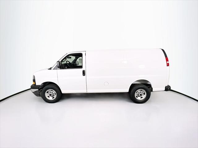 2026 GMC Savana Cargo 3500 Regular Wheelbase, Work Van, RWD