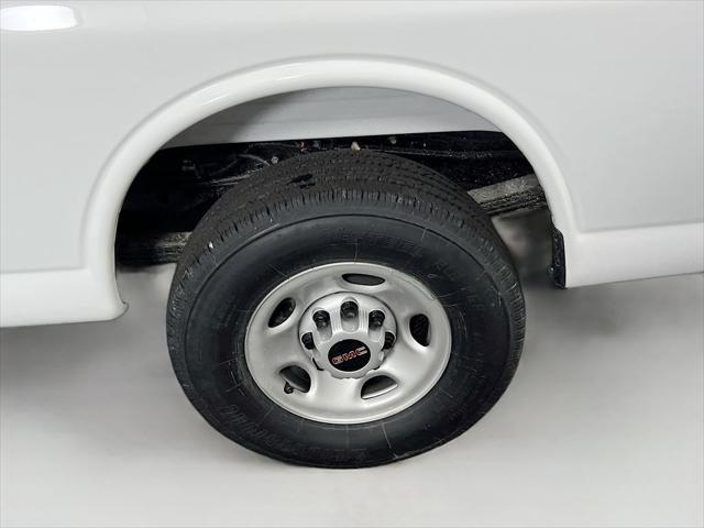 2026 GMC Savana Cargo 3500 Regular Wheelbase, Work Van, RWD