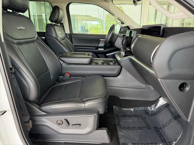 2025 Ford Expedition Platinum MAX
