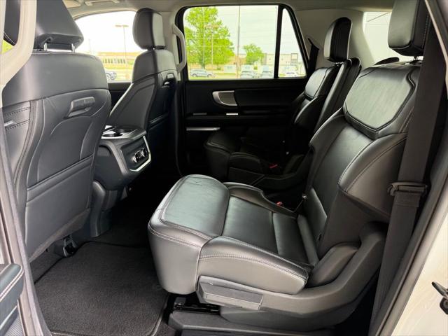 2025 Ford Expedition Platinum MAX