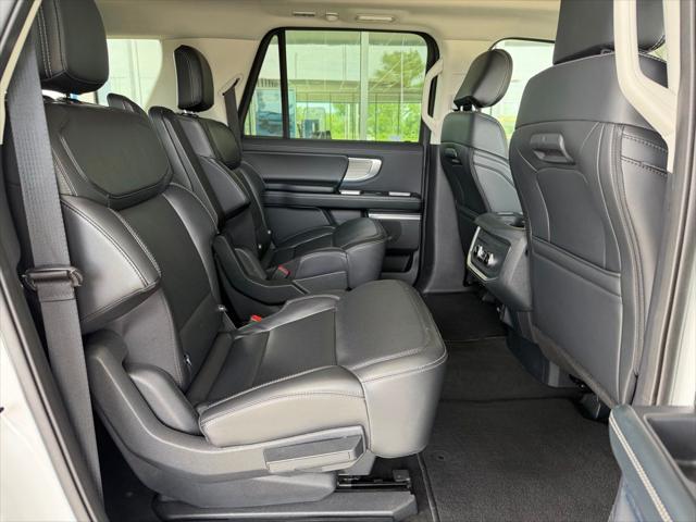 2025 Ford Expedition Platinum MAX