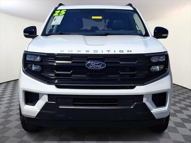 2025 Ford Expedition Active 2025 Ford Expedition Active