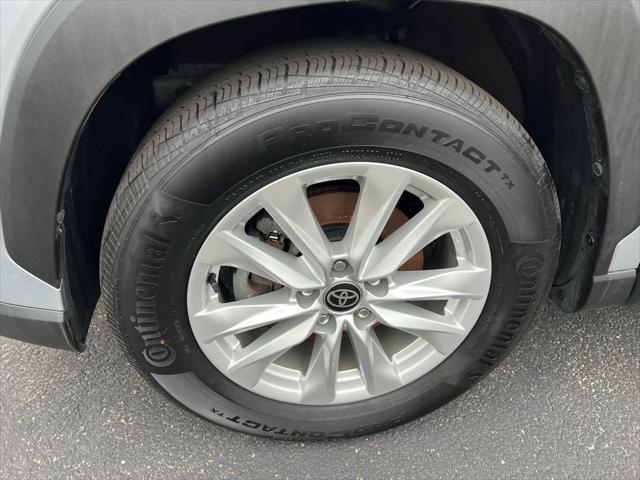 2023 Toyota Corolla Cross LE