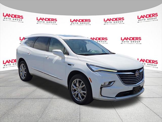 2023 Buick Enclave Essence FWD for sale in Southaven, MS