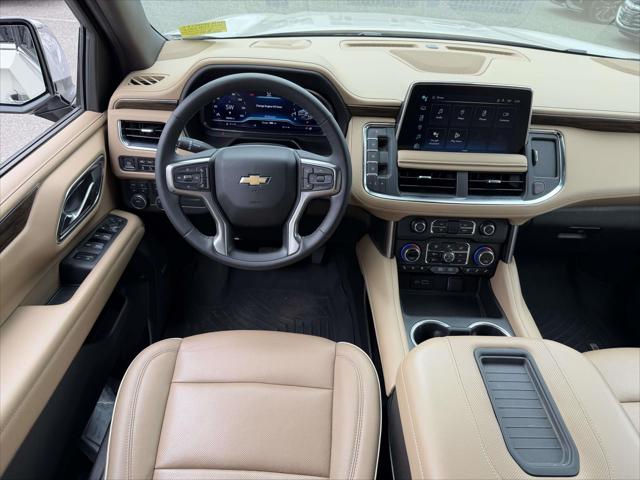 2023 Chevrolet Suburban 4WD Premier
