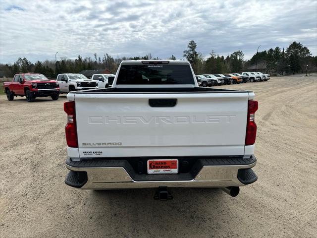 2026 Chevrolet Silverado 3500HD Crew Cab, Long Bed, WT Dual Rear Wheel, RWD