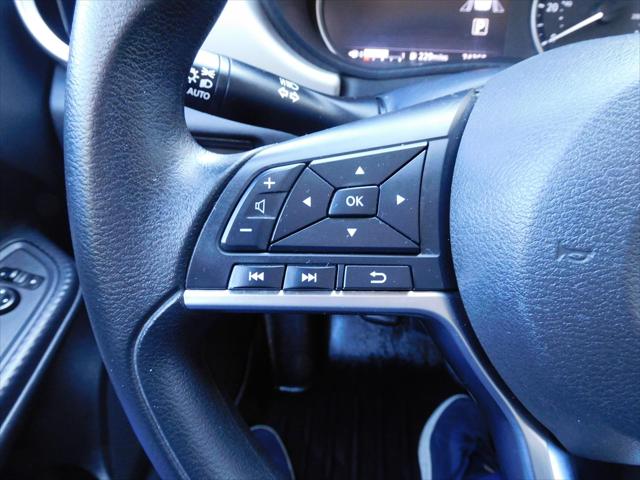 2021 Nissan Versa SV Xtronic CVT