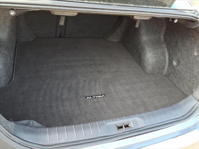 2023 Nissan Altima SR FWD