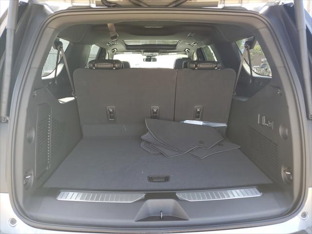 2026 Chevrolet Suburban RST, 4WD