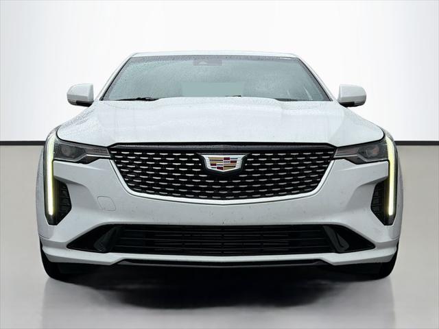 2023 Cadillac CT4 Luxury