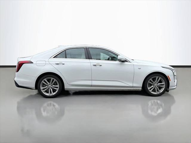 2023 Cadillac CT4 Luxury