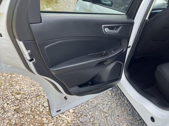 2020 Ford Edge SE