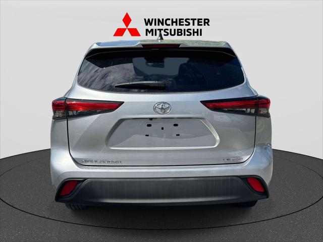 2022 Toyota Highlander LE
