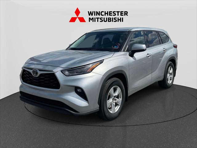 2022 Toyota Highlander LE