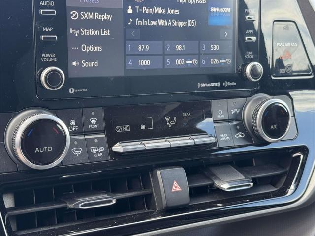 2022 Toyota Highlander LE